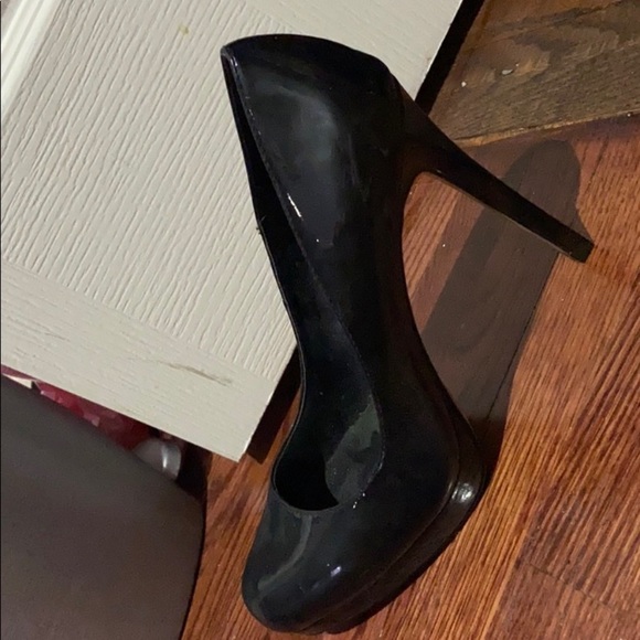 Black aldo shiny high heels (brand new) - Picture 3 of 4